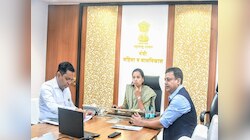 लाडकी बहीण योजना सुरु राहणार की बंद होणार? मंत्री अदिती तटकरे यांनी स्पष्टच सांगितलं 
