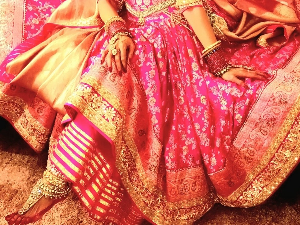 manish malhotra shares breathtaking photos of veteran actress rekha 