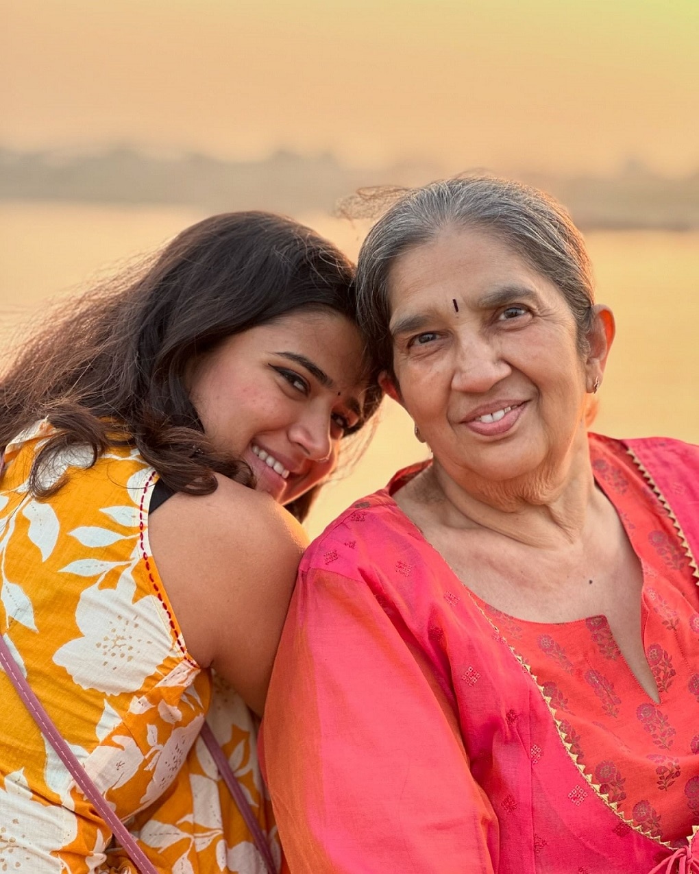 Diwali 2024 sarang sathye and paula celebrates festival of lights in varanasi with family 