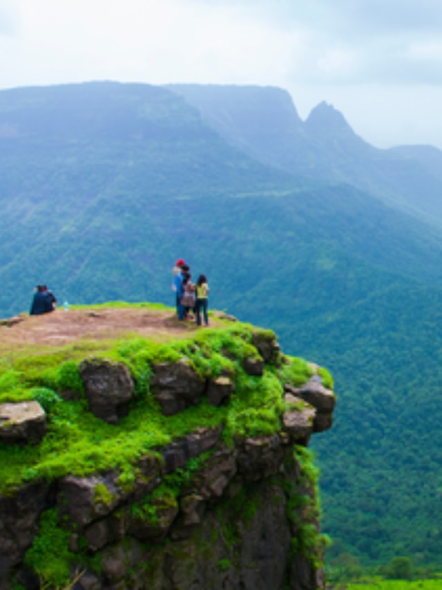 India Maharashtra most dangerous and smallest hill station matheran 