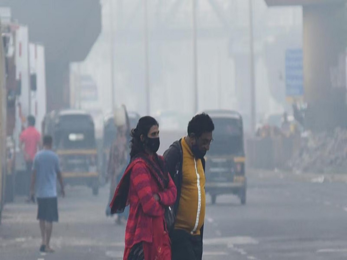 Maharashtra Weather News : पावसानं पूर्ण माघार घेताच राज्यात थंडीचा कडाका वाढला; एका रात्रीत तापमानात 'इतकी' घट  title=