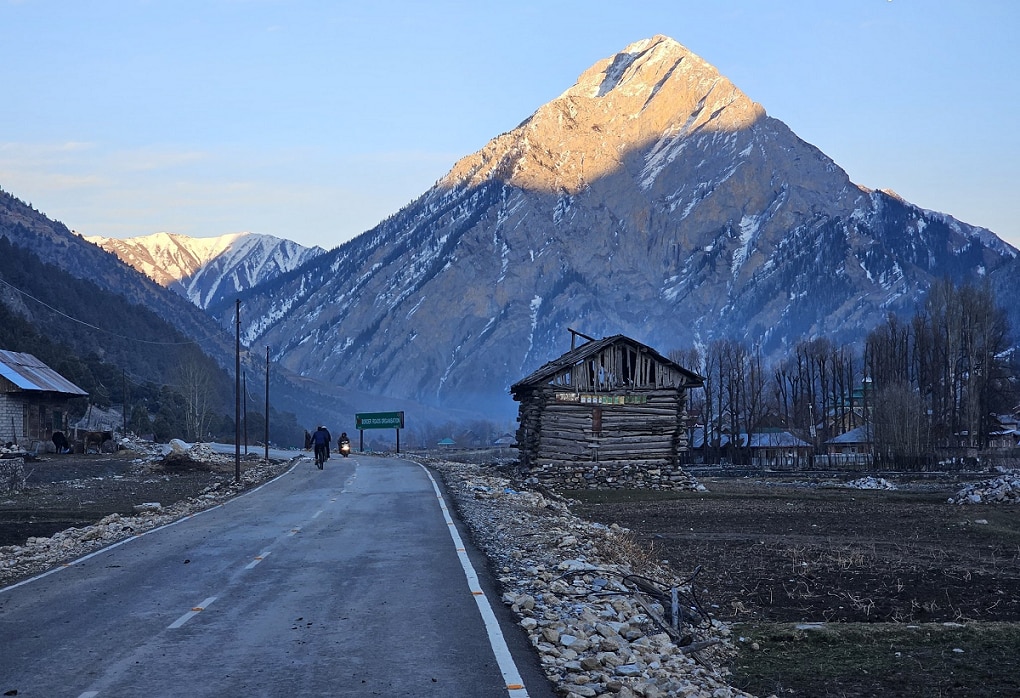 kashmir winter heavy snow covered gurez valley and many parts of heaven on earth  