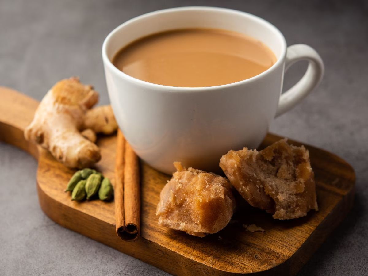 Tea Recipe in marathi How to make jaggery tea with milk