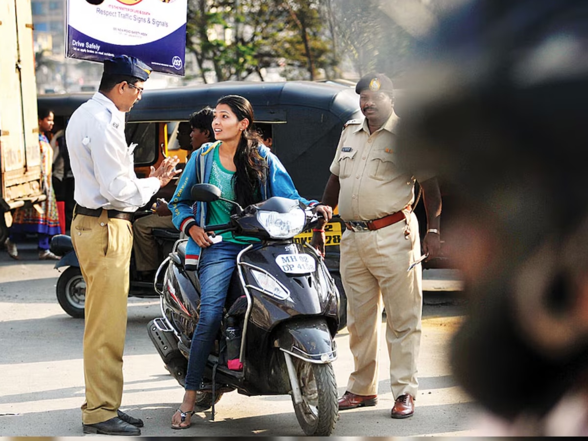 Traffic rules slippers while bike ride fine Challan Marathi News