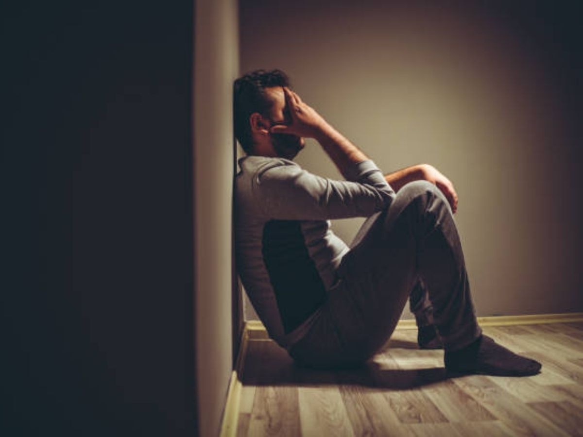 Anxiety आणि Depression ने हैराण आहात? डाएटमध्ये करा 5 पदार्थांचा समावेश  title=