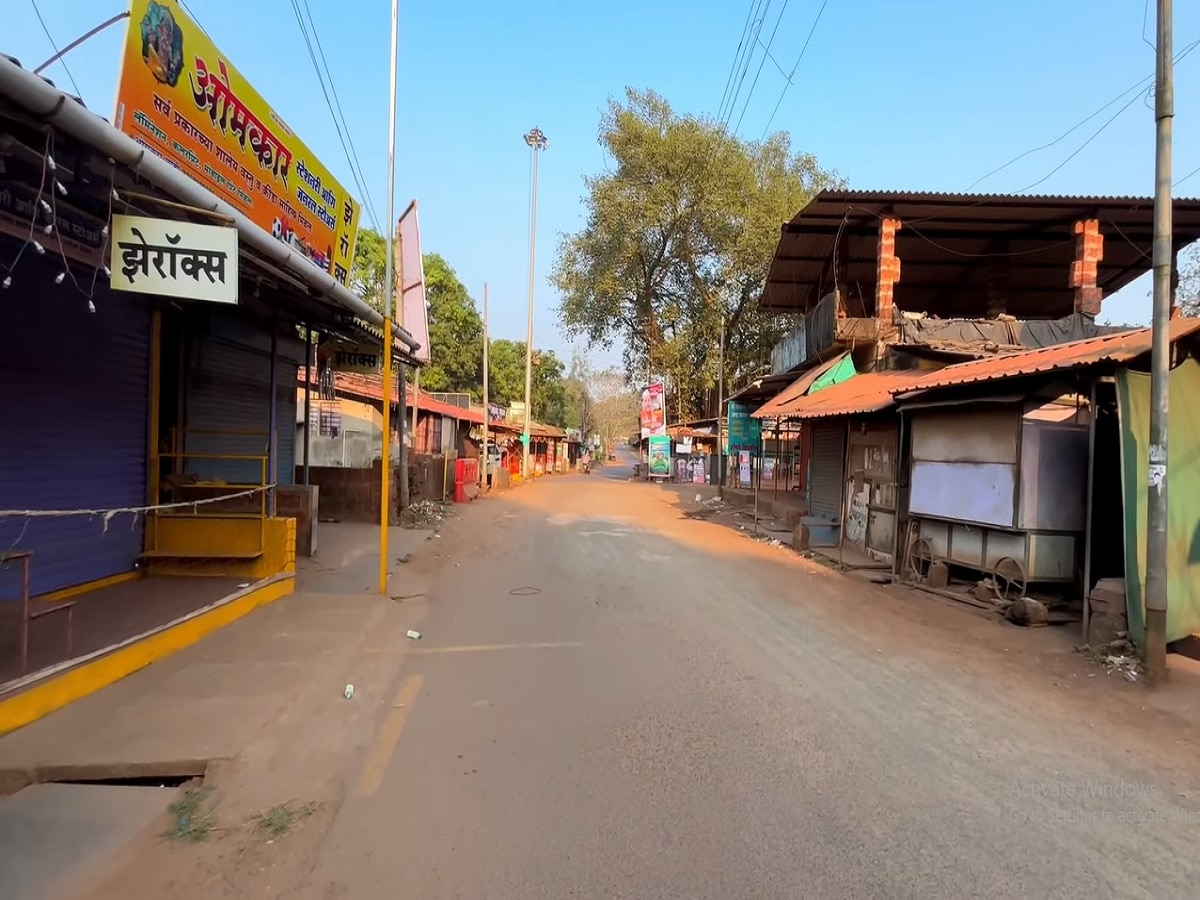 महाष्ट्रातील रहस्यमयी गाव! दर चार वर्षांनी इथले ग्रामस्थ घर दार सगळं आहे तसचं सोडून गावातून पळून जातात आणि…