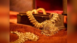 आज सोनं झालं स्वस्त, दर घसरले; जाणून घ्या 18,22,24 कॅरेटचे भाव