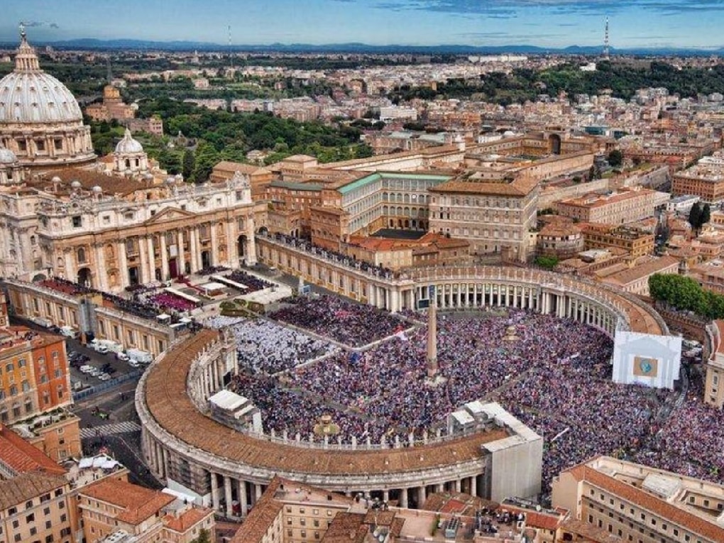 did you know Vatican City have an army interesting facts 