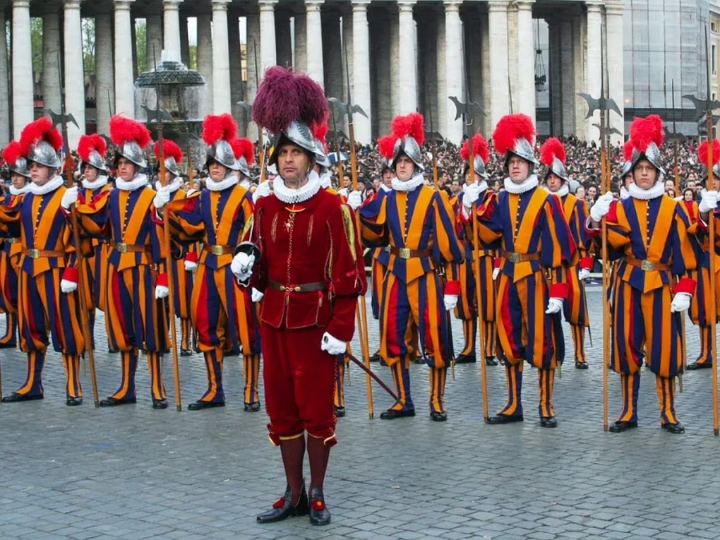 did you know Vatican City have an army interesting facts 