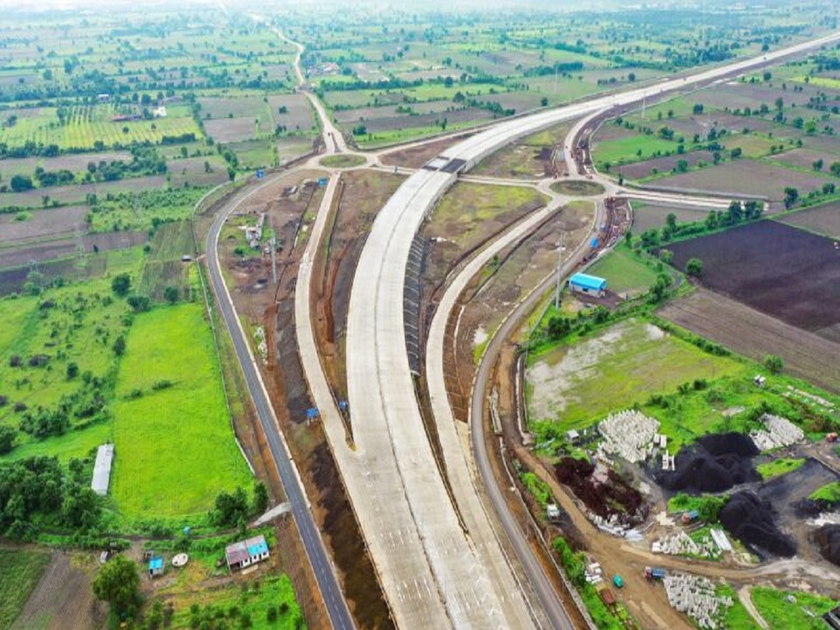  महाराष्ट्र सरकारचा ड्रीम प्रोजेक्ट! फेब्रुवारीत संपूर्ण समृद्धी महामार्ग प्रवाशांच्या सेवेत दाखल होणार? 16 तासांचा प्रवास फक्त 6 तासांत title=