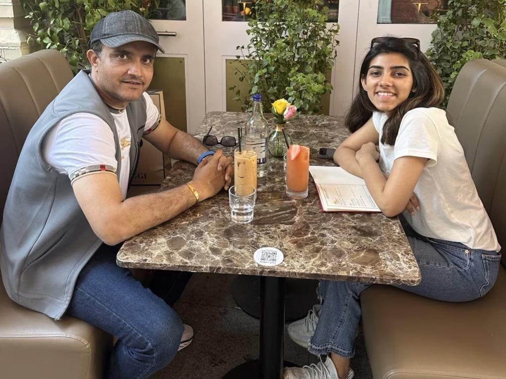 sourav ganguly daughter name what does she do 