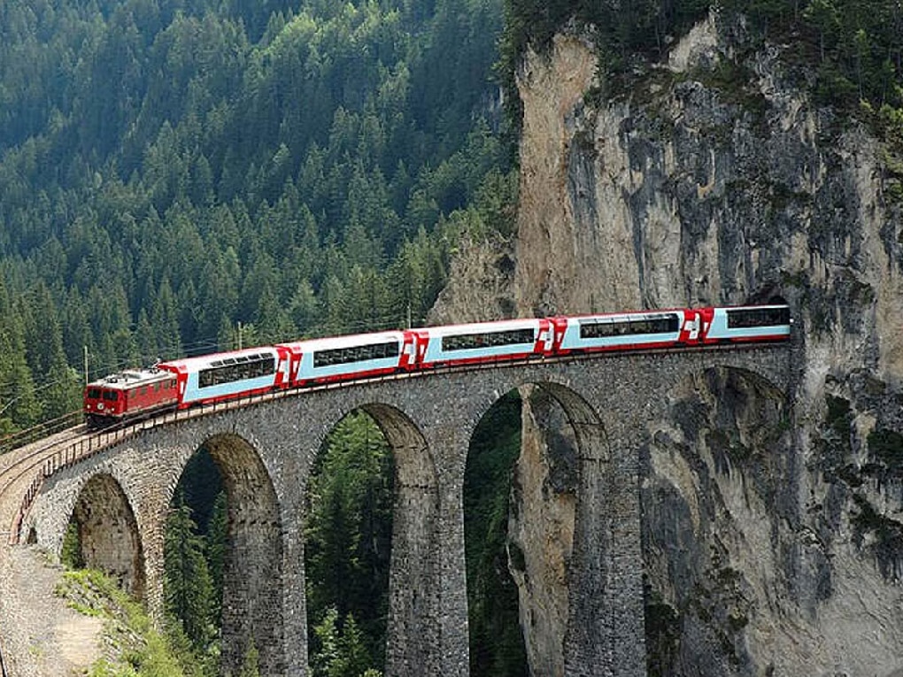 Glacier Express journey photos train ticket rates 