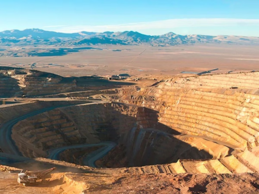 World America Nevada Gold Mine produced 19 lakh kg gold this place worlds real KGF 