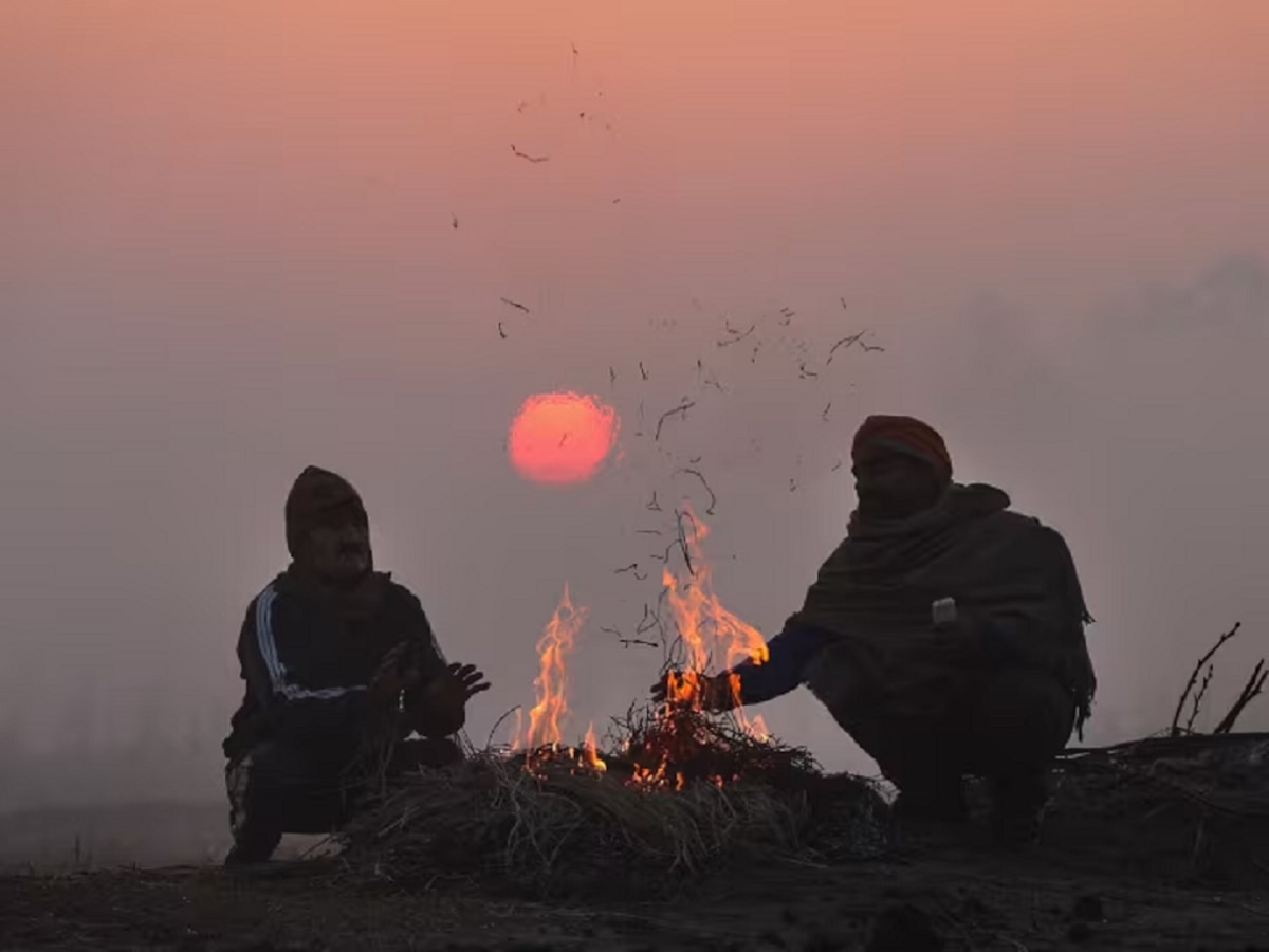 Maharashtra Weather News : हवामान बदलानं वाढवली मुंबईकरांची चिंता; पुढील 24 तासांत राज्यात असं काय होणार?  title=