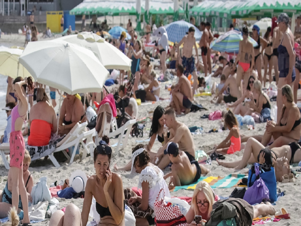 महाराष्ट्राच्या मातीतील कंपनीची रशियात क्रेझ; तुम्हीही नक्कीच वापरला असेल हा प्रोडक्ट