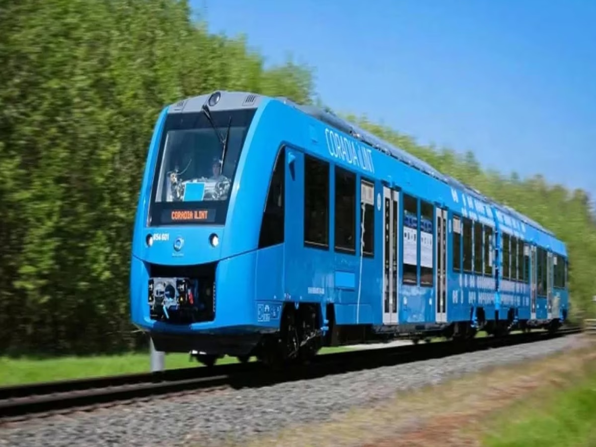 Worlds Most Powerful Hydrogen Train indian Railway Upgrad infra Marathi News