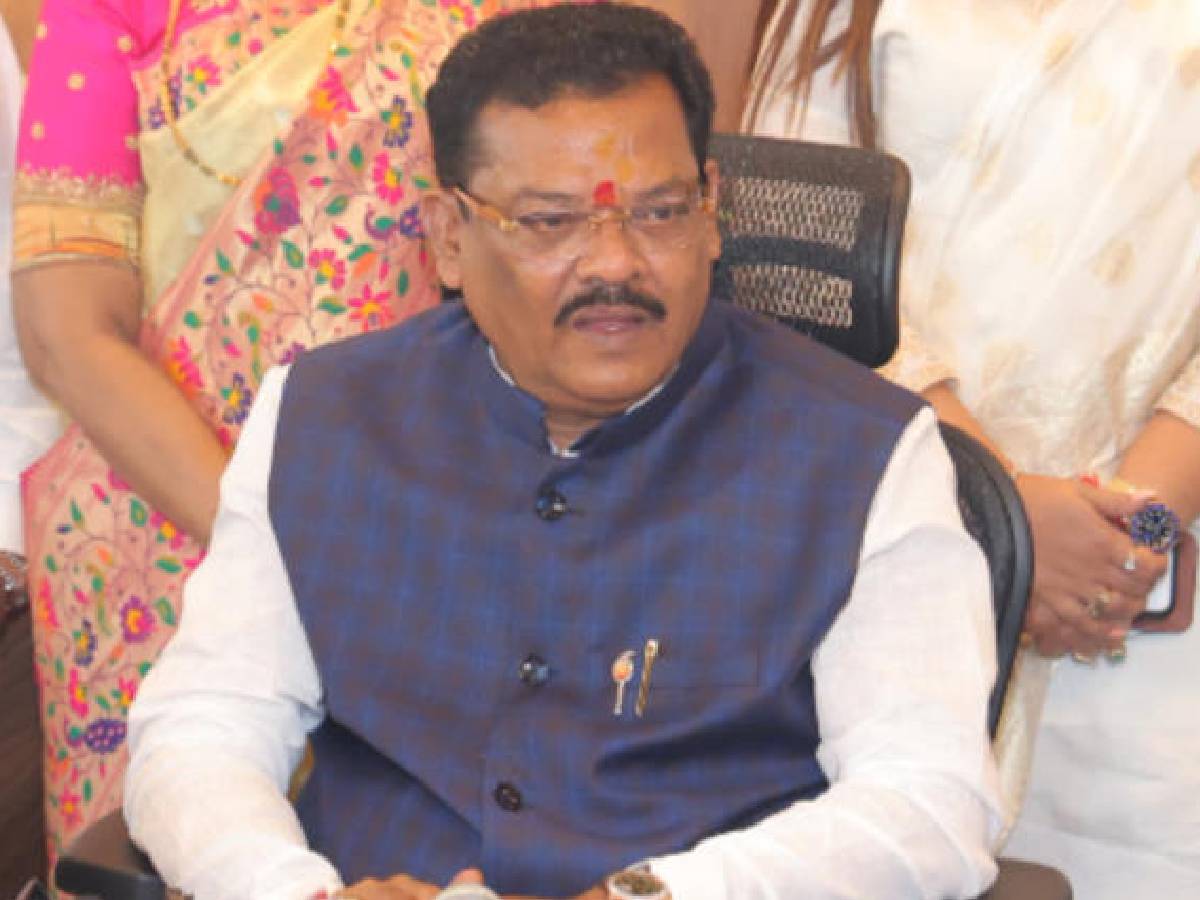 उठाव कसा करायचा? राऊतांनी आमच्याकडून शिकावे, संजय शिरसाटांचा पलटवार उठाव कसा करायचा? राऊतांनी आमच्याकडून शिकावे, संजय शिरसाटांचा पलटवार