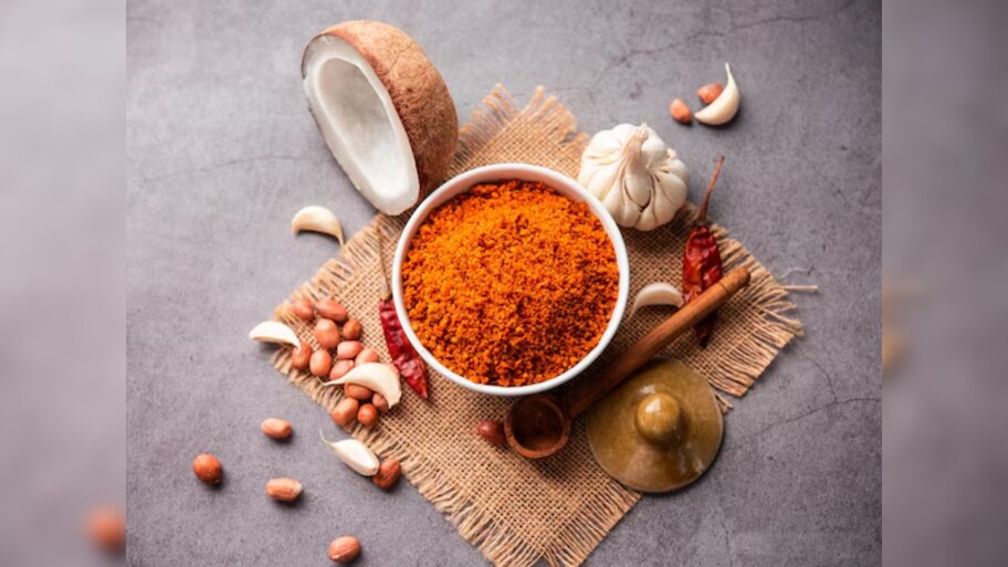 घरच्या घरी झटपट बनवा लसणाची चटणी, जेवणाची वाढवेल चव; नोट करा Recipe 