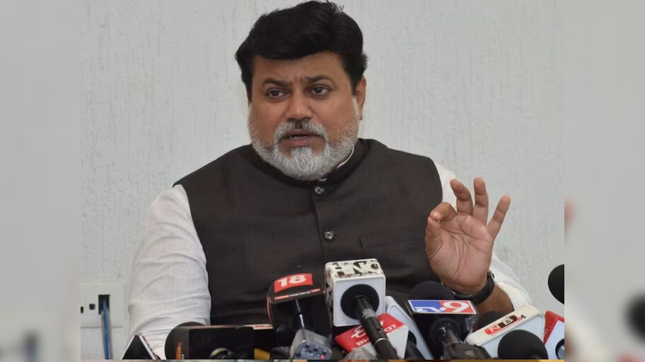 महाराष्ट्रात पुन्हा राजकीय भूकंप? दावोसमधून उदय सामंतांचा मोठा दावा; म्हणाले, '15 दिवसांत...'
