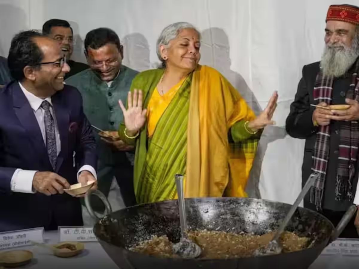 अर्थसंकल्प सादर करण्याच्या आधी Halwa Ceremony का साजरी केली जाते? त्यामागचा उद्देश काय? title=