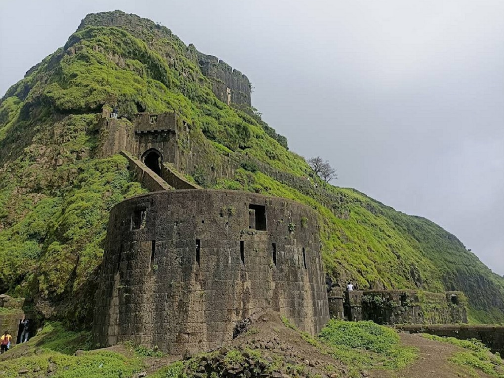 why Shivaji maharaj Stored His Treasure in lohagad