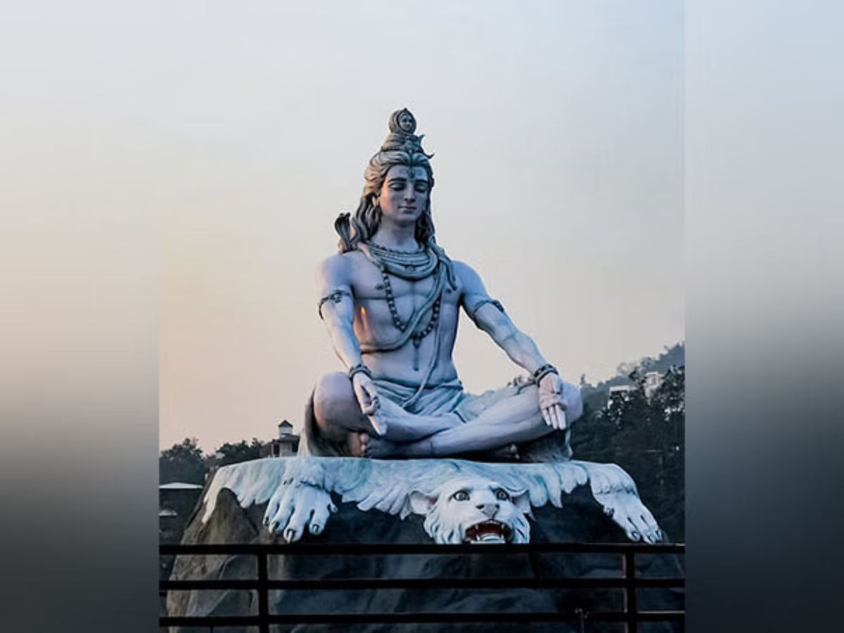 Mahashivratri नेमकी कधी? 26 की 27 फेब्रुवारी, पूजा-विधी आणि शुभ मुहूर्त  title=