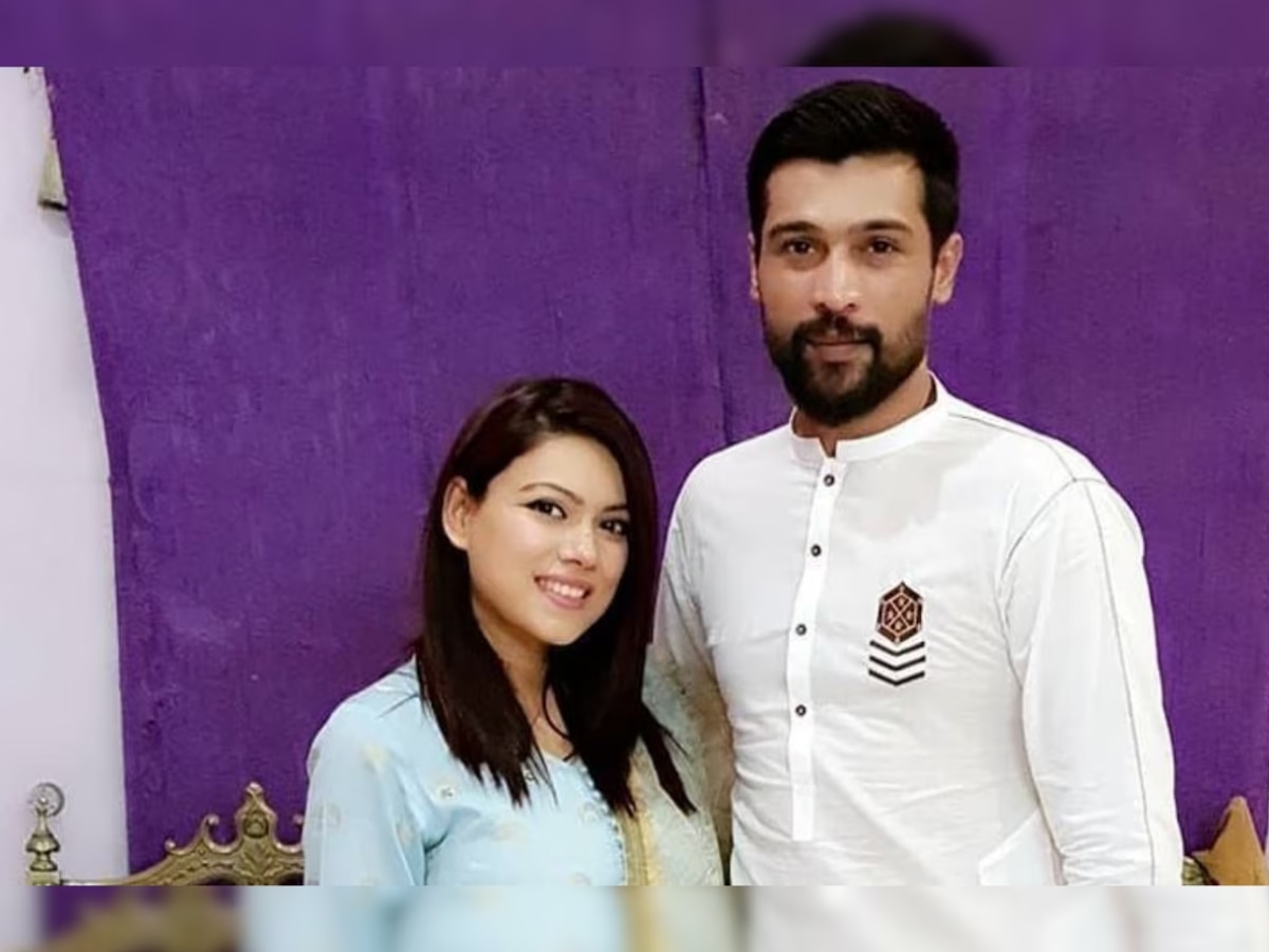 Pakistani Cricketer mohammad amir and wife narjis khatun love story