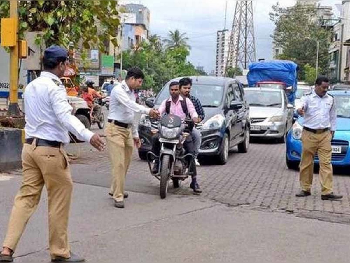 तुमचं वाहन 2019 पूर्वीचं आहे का? मग ही बातमी वाचाच, 1 एप्रिलआधी नंबर प्लेट बदला अन्यथा बसेल भुर्दंड title=