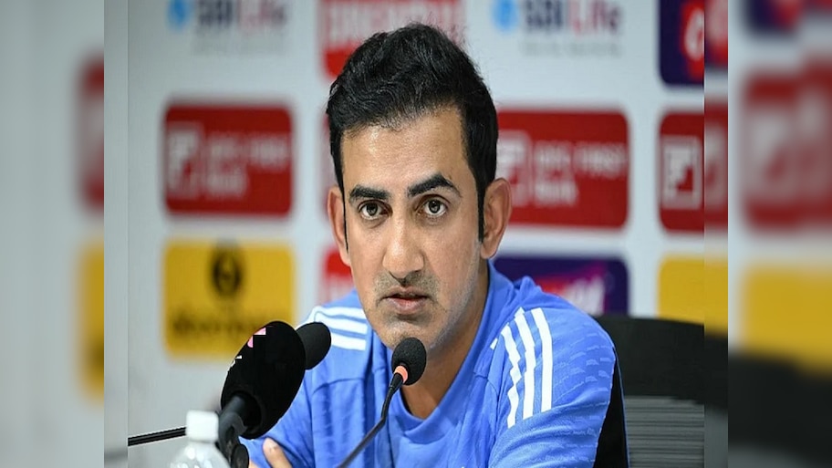 Champions Trophy : चॅम्पियन्स ट्रॉफीमध्ये विकेटकीपिंगसाठी योग्य कोण? गंभीरच्या वक्तव्यानं ऋषभ पंतची झोपच उडेल 