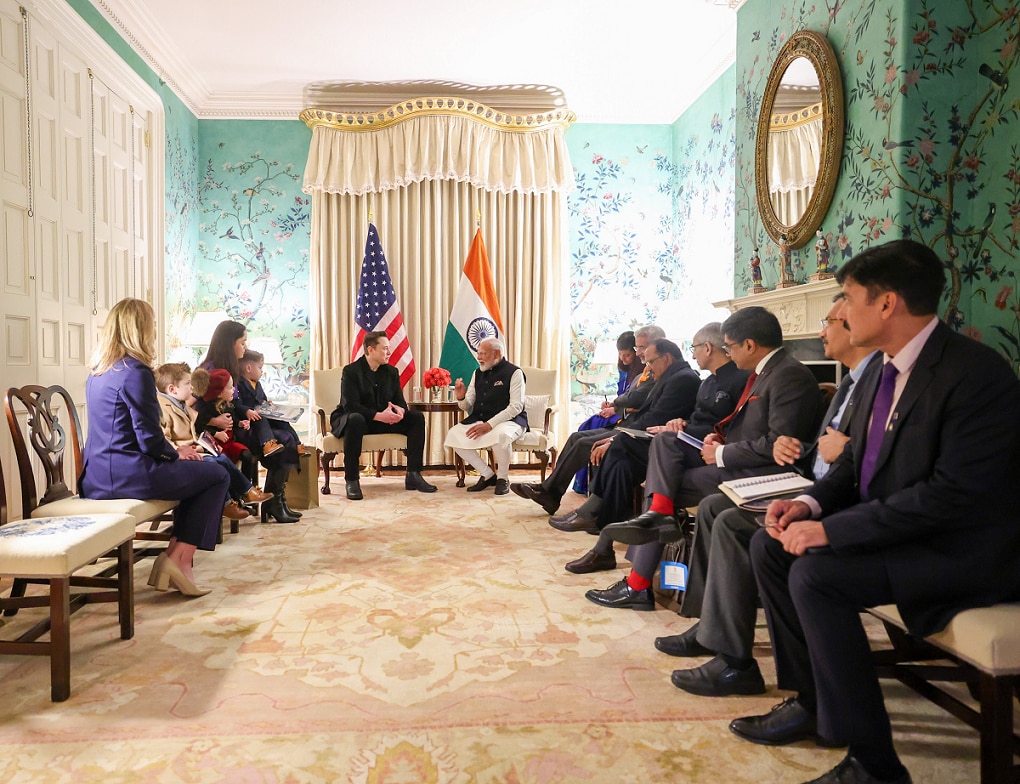 PM Modi Meets Elon Musk and his family In US America shares photos 