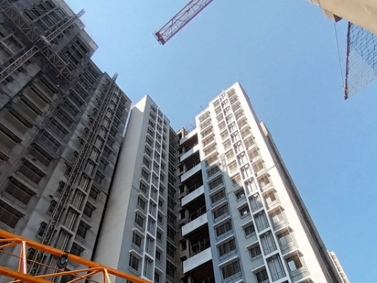 मुंबई महापालिकेच्या कर्मचाऱ्यांना 12 लाखात मिळणार घर, कधी भरता येणार अर्ज, जाणून घ्या! मुंबई महापालिकेच्या कर्मचाऱ्यांना 12 लाखात मिळणार घर, कधी भरता येणार अर्ज, जाणून घ्या!