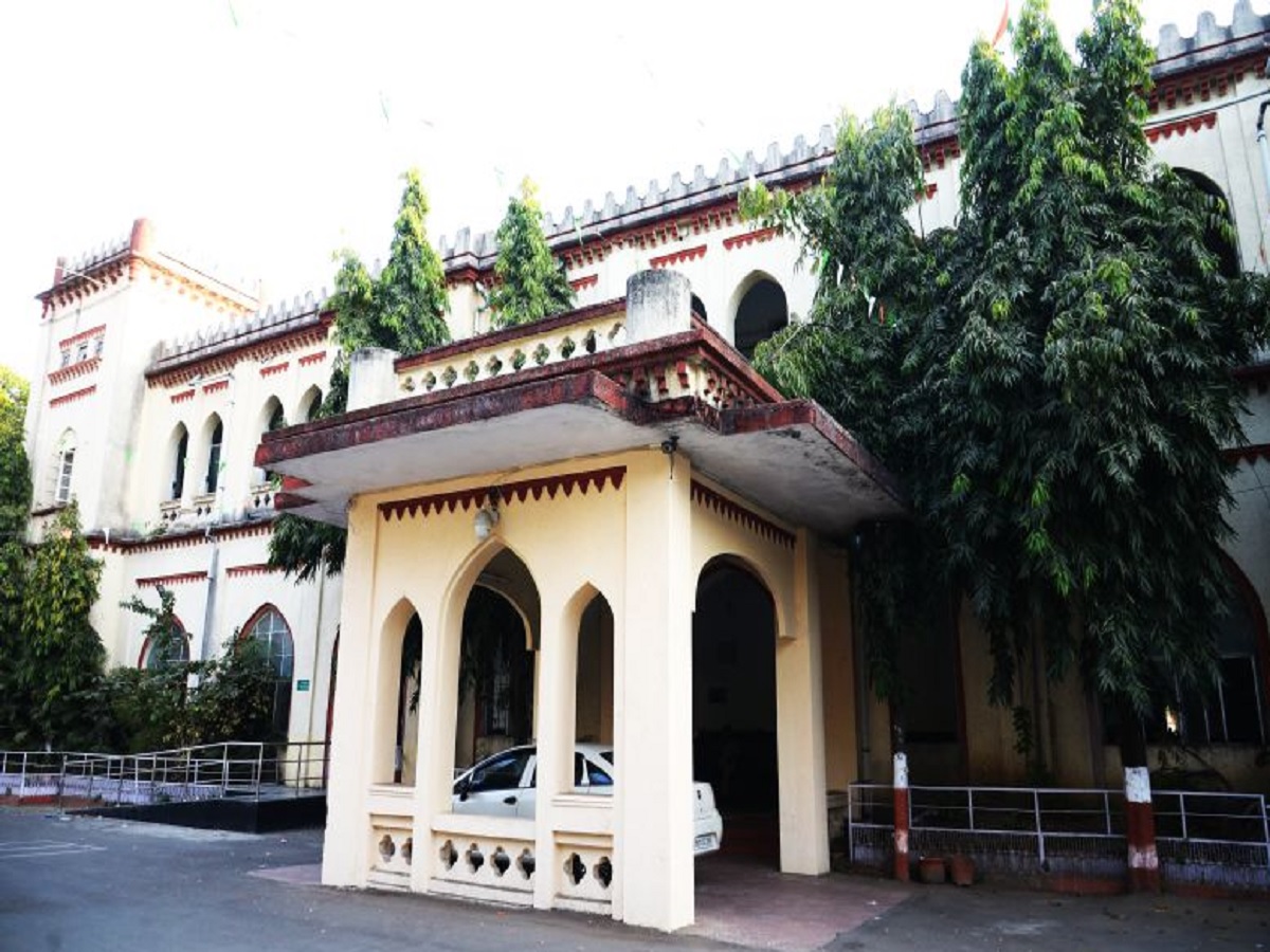 IAS Transfer: नागपूर, संभाजीनगरसह महाराष्ट्रातील अति महत्वाच्या जिल्ह्यातील IAS अधिकाऱ्यांच्या तडकाफडकी बदल्या IAS Transfer: नागपूर, संभाजीनगरसह महाराष्ट्रातील अति महत्वाच्या जिल्ह्यातील IAS अधिकाऱ्यांच्या तडकाफडकी बदल्या
