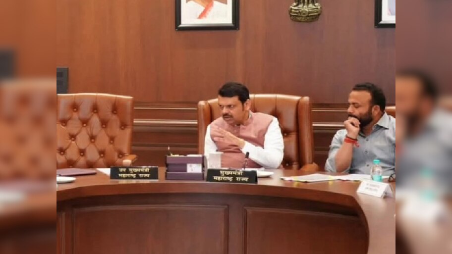 ग्रामविकास मंत्र्यांकडे 3 कोटींची खंडणी मागणाऱ्या महिलेला कोर्टाचा दणका; दिला मोठा निर्णय