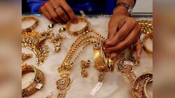 लग्नाचे दागिने खरेदी करायचेत? आज काय आहेत सोन्याचे दर, वाचा 24 कॅरेटचा भाव