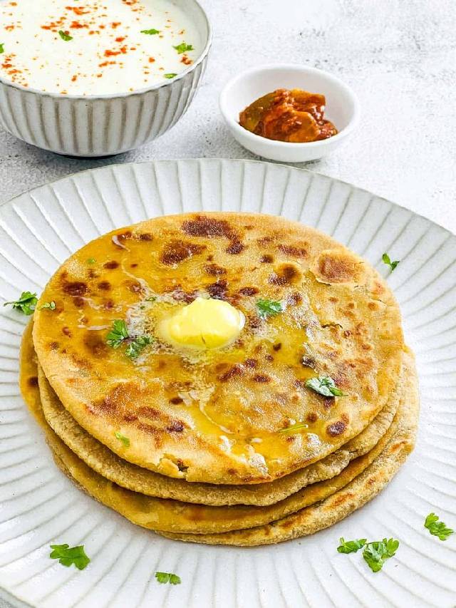 लहान मुलांच्या डब्यासाठी 7 चविष्ट आणि आरोग्यदायी पराठे