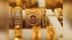 अक्षय्य तृतीयेला सोनं खरेदी करायचंय? उच्चांकी दरवाढीनंतर आज सोनं झालं स्वस्त, वाचा आजचे भाव 