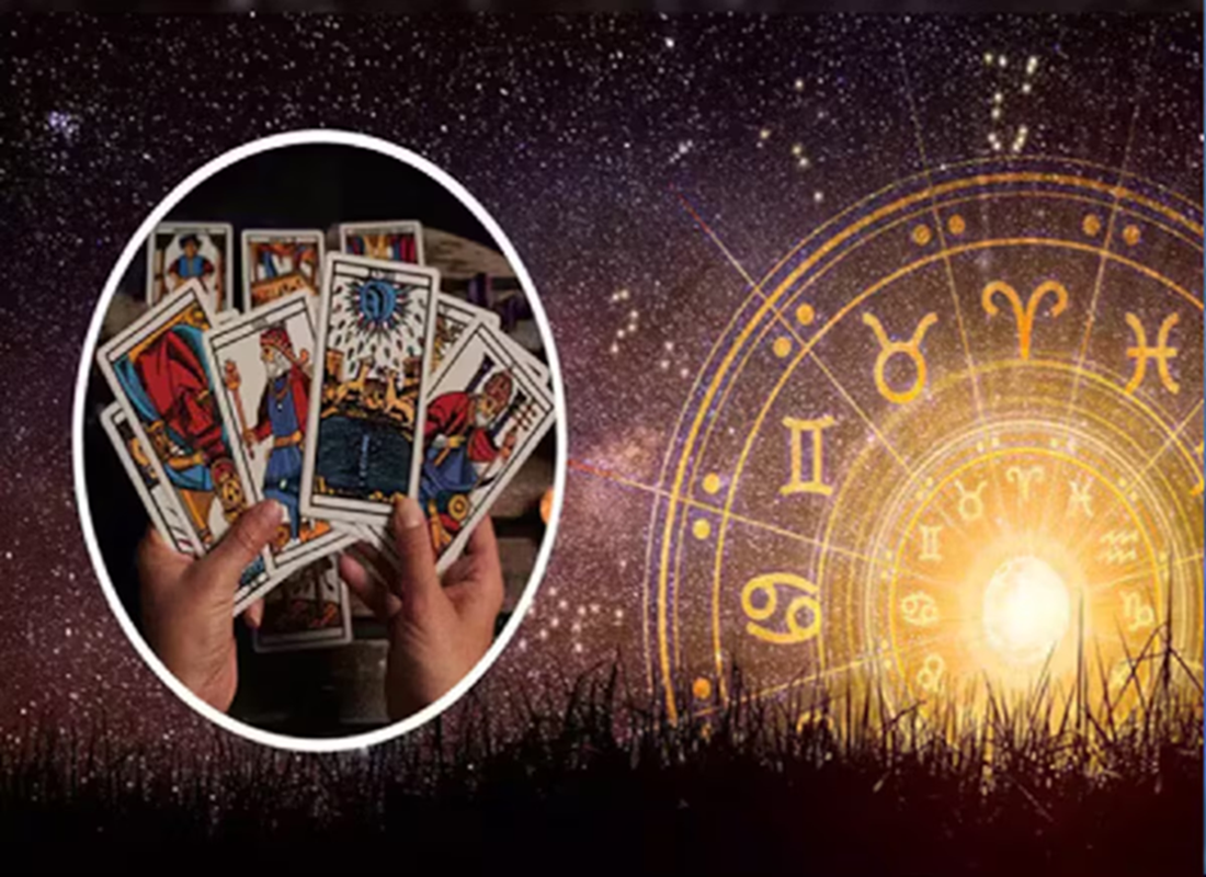 Weekly Tarot Horoscope : गौरी योगामुळे 5 राशीचे लोक होणार श्रीमंत, वाचा साप्ताहिक टॅरो भविष्य Weekly Tarot Horoscope : गौरी योगामुळे 5 राशीचे लोक होणार श्रीमंत, वाचा साप्ताहिक टॅरो भविष्य