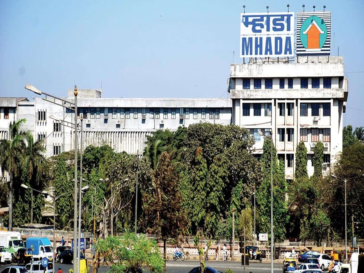 MHADA 'त्या' सोडत विजेत्यांचे पैसे परत करणार? घरांच्या किमतीसंदर्भात महत्त्वाची अपडेट MHADA 'त्या' सोडत विजेत्यांचे पैसे परत करणार? घरांच्या किमतीसंदर्भात महत्त्वाची अपडेट
