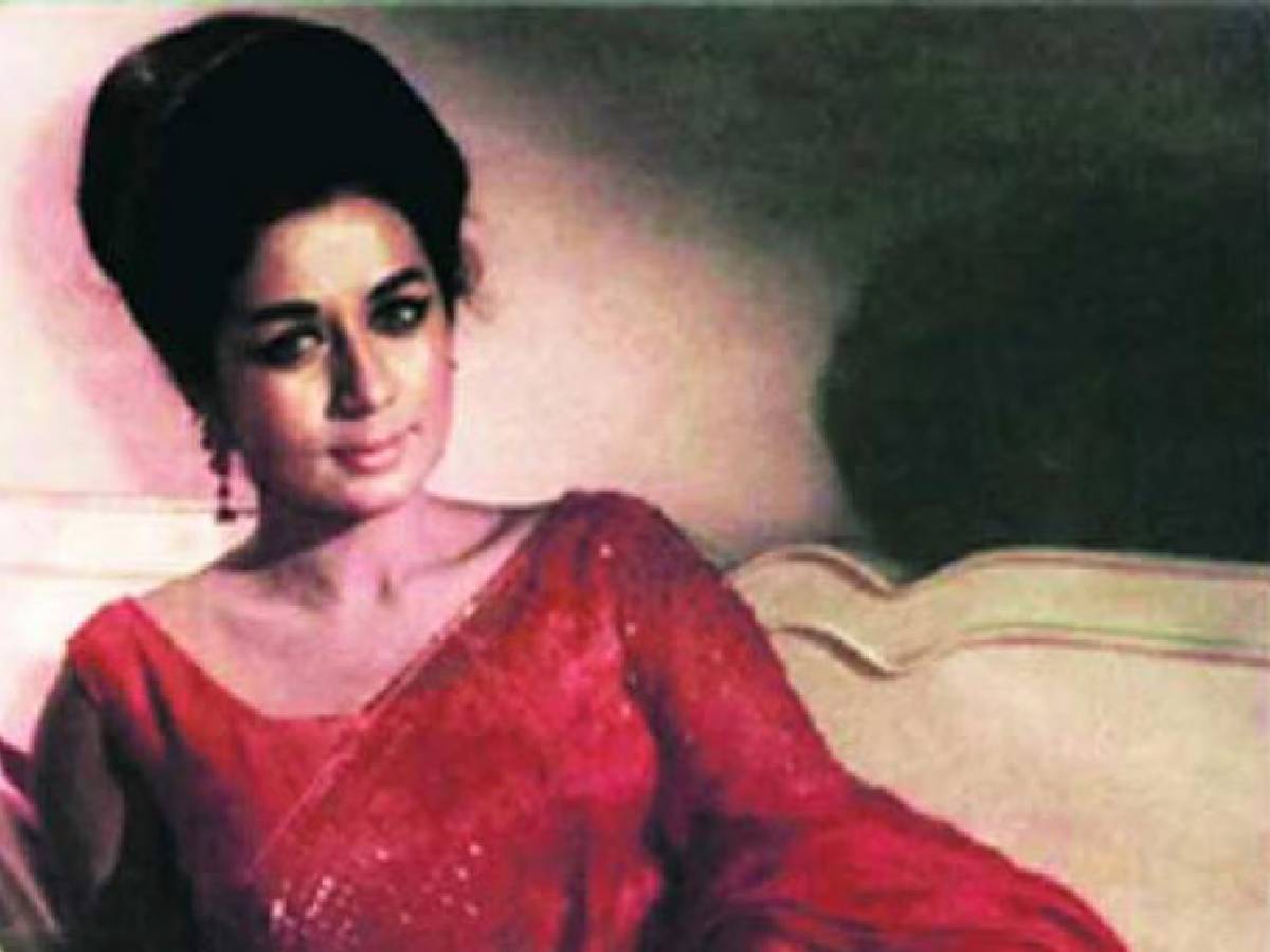 marathi actress nanda live life like widow after her fiancée director ...