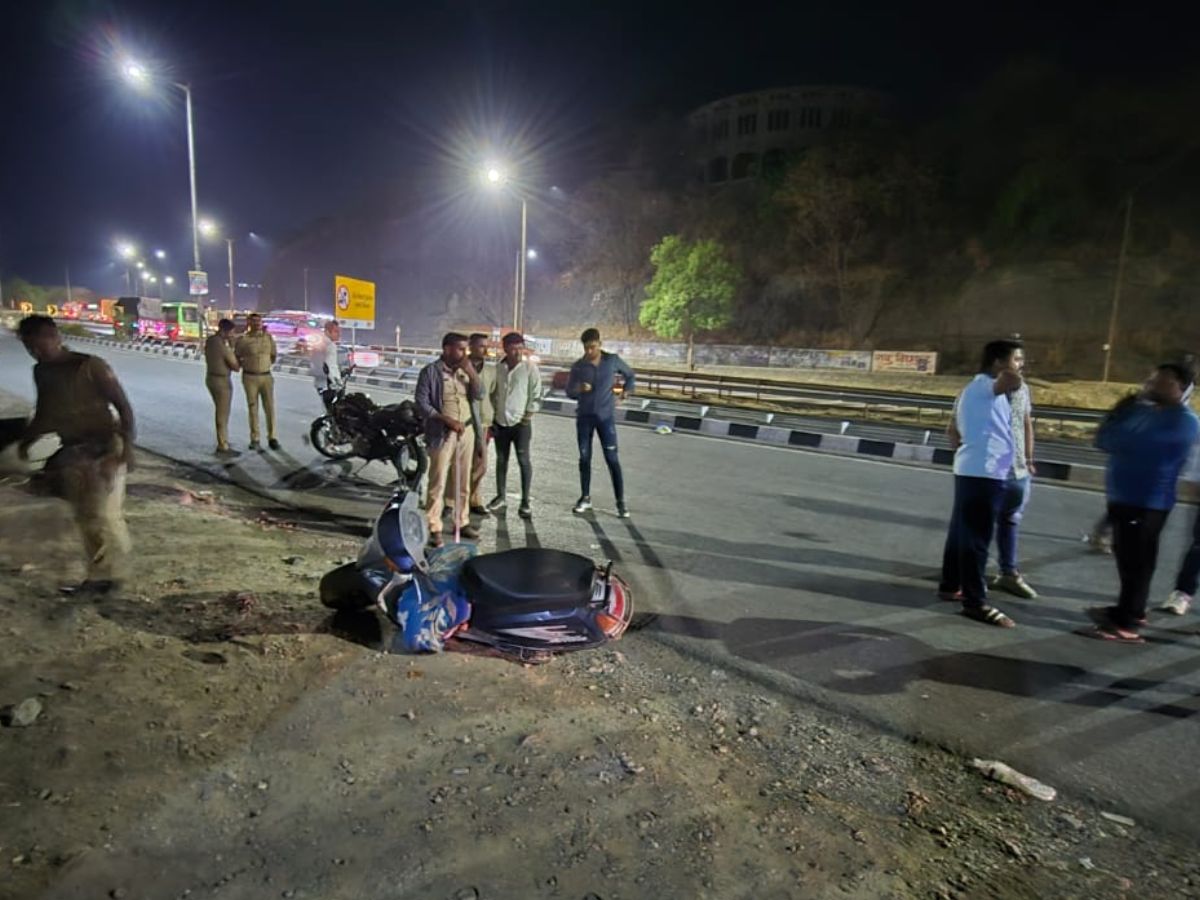 पुण्यात खळबळ! पत्नीची गळा आवळून हत्या, मध्यरात्री दुचाकीवरुन मृतदेह घेऊन फिरत होता अन्…