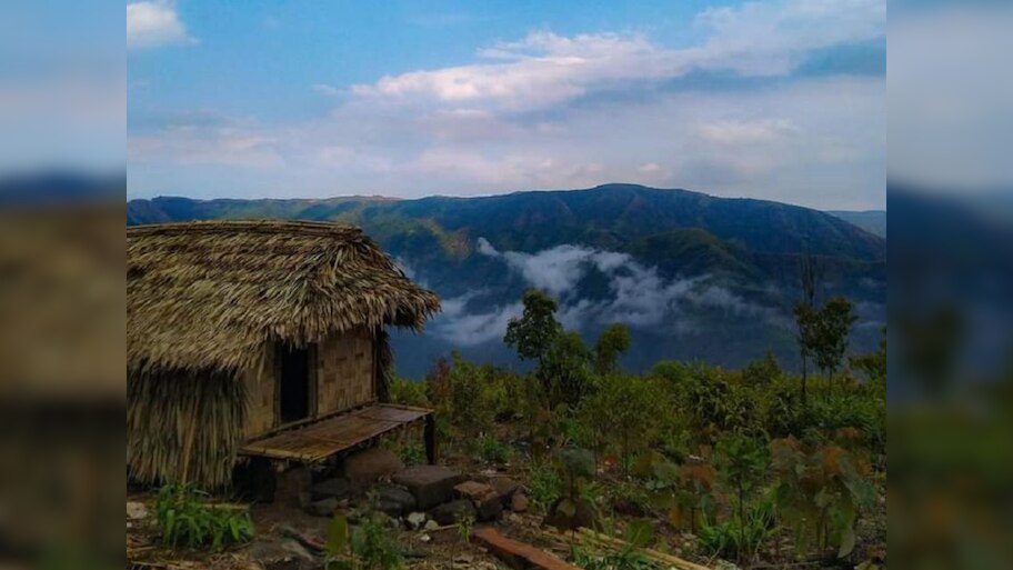 भारतातील एकमेव असं गाव, जिथे कुणालाच नाही नाव... मग एकमेकांशी कसे साधतात संवाद?