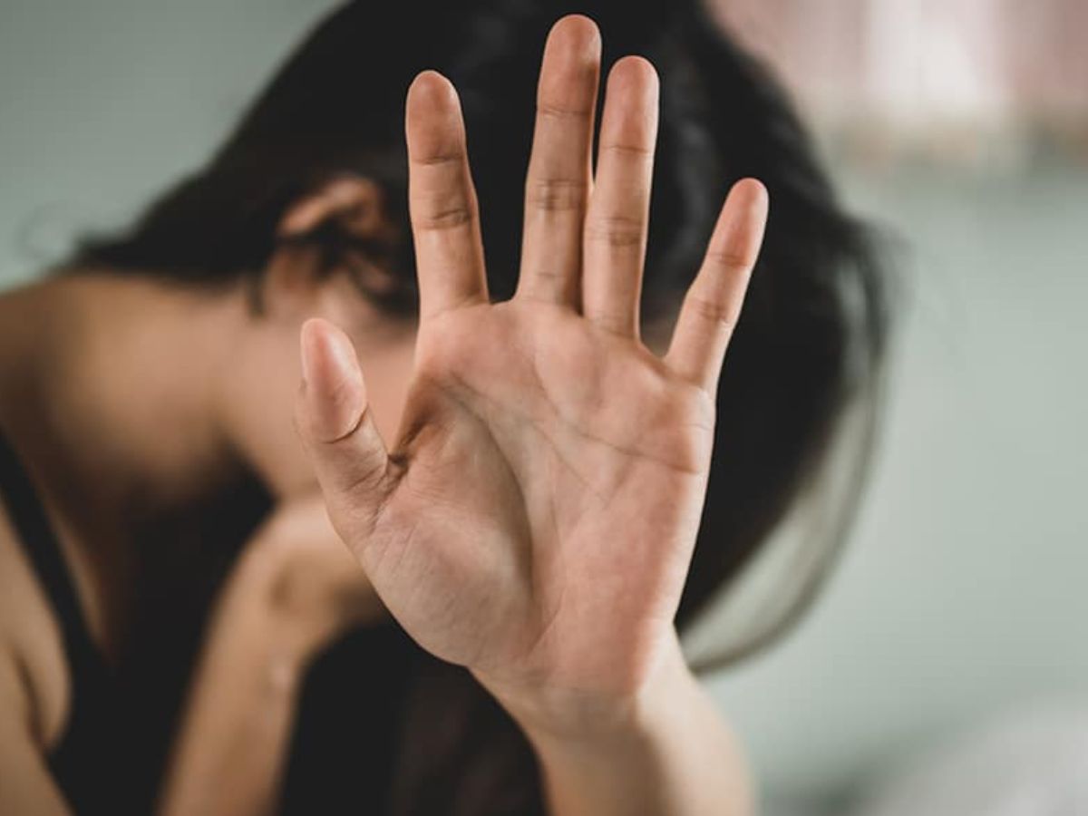 पुण्यात 27 वर्षीय तरुणीवर बलात्कार; नाइट शिफ्टला निघालेली असतानाच नराधमाने…