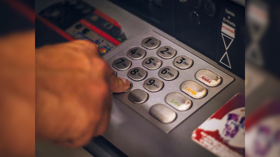 Fact Check : खरंच Cancel बटण 2 वेळा दाबल्यावर ATM PIN चोरी होत नाही? RBI ने स्वतः सांगितला यामगचं सत्य