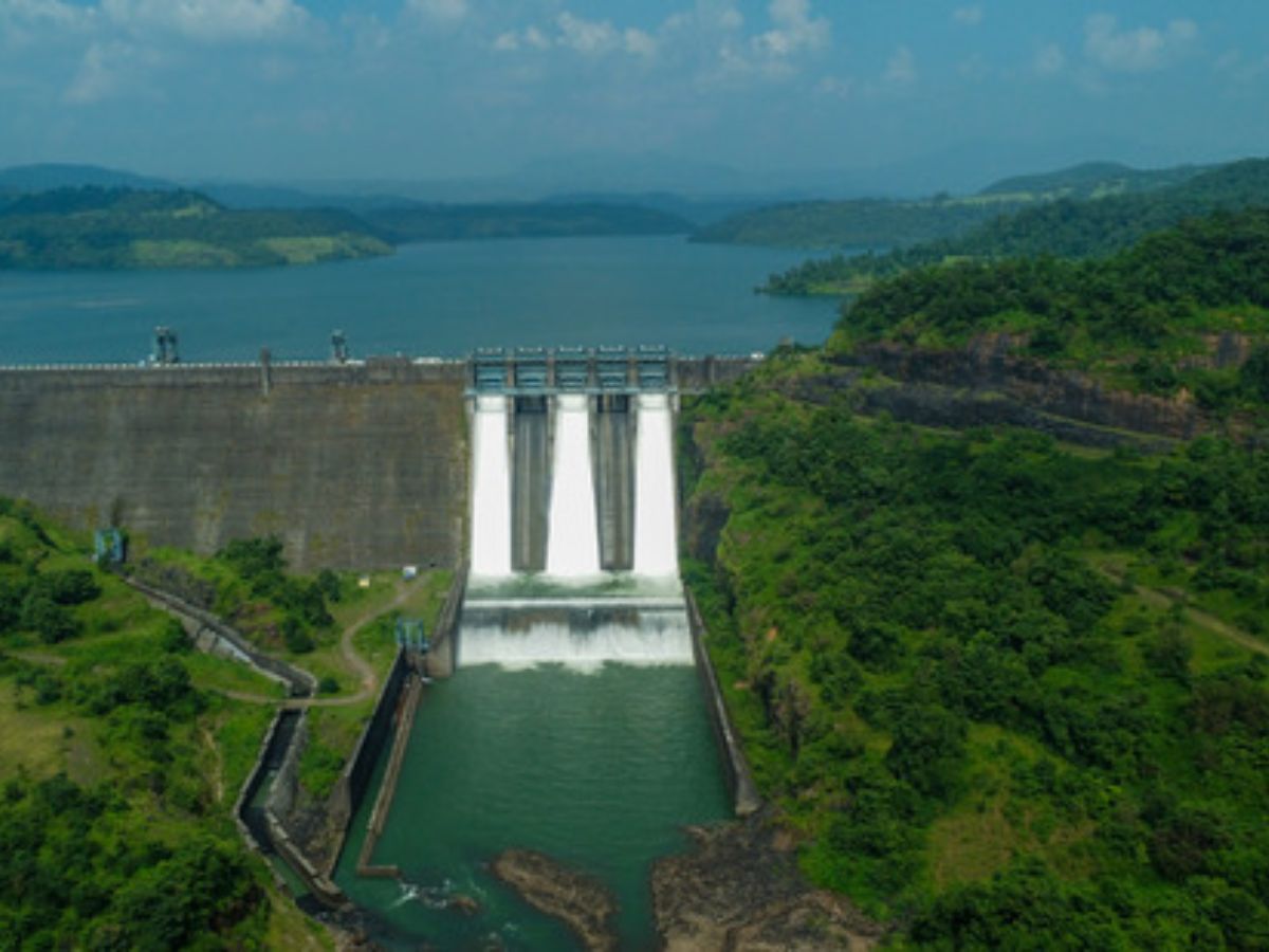 मुंबईलगतच्या ‘या’ परिसरात होताहेत आणखी 2 धरणे; 8 शहरांचा पाण्याचा प्रश्न मिटणार मुंबईलगतच्या ‘या’ परिसरात होताहेत आणखी 2 धरणे; 8 शहरांचा पाण्याचा प्रश्न मिटणार