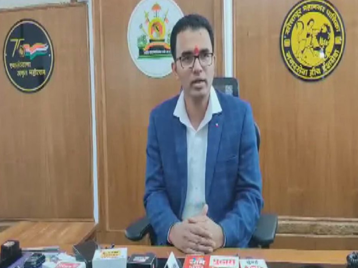 पूजा खेडकर नंतर राज्यात आणखी एक IAS अधिकारी गोत्यात; केंद्र सरकारच्या राज्य सचिवांनी दिले चौकशी आदेश पूजा खेडकर नंतर राज्यात आणखी एक IAS अधिकारी गोत्यात; केंद्र सरकारच्या राज्य सचिवांनी दिले चौकशी आदेश