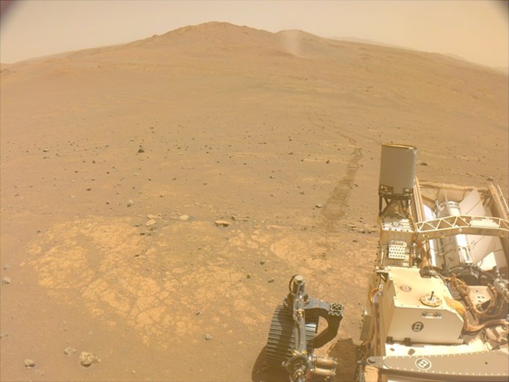 NASA Perseverance Rover took photos from Mars land | पृथ्वीपासून 22 ...