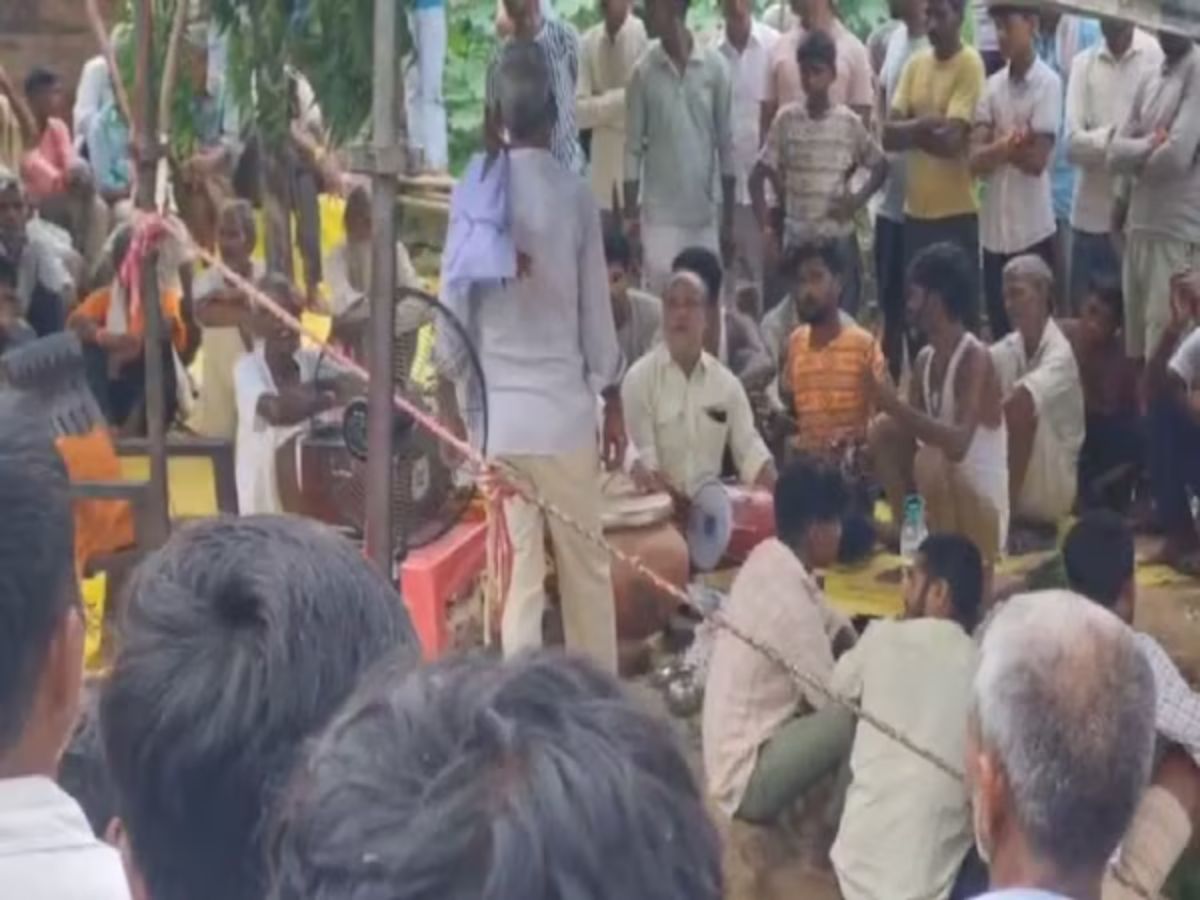 मृतदेह खड्ड्यातल्या पाण्यात ठेवला, पाच दिवस तांत्रिक विधी…; मृत तरुणाला जिवंत करण्यासाठी जिवाचा आटापिटा