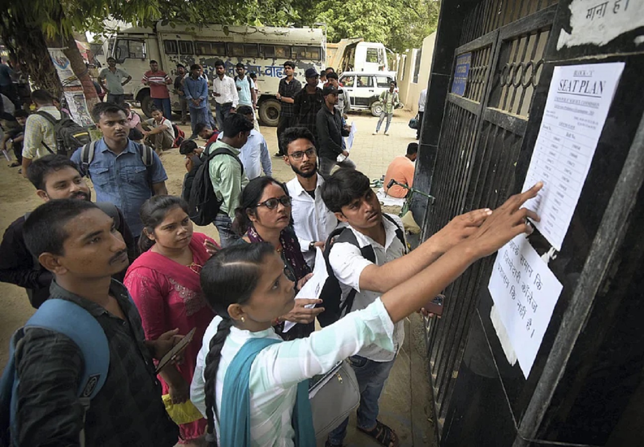 UPSC Results 2025: UPSC परीक्षेचा निकाल जाहीर, मोहित अग्रवाल देशात पहिला, वाचा टॉपर्सची संपूर्ण यादी UPSC Results 2025: UPSC परीक्षेचा निकाल जाहीर, मोहित अग्रवाल देशात पहिला, वाचा टॉपर्सची संपूर्ण यादी