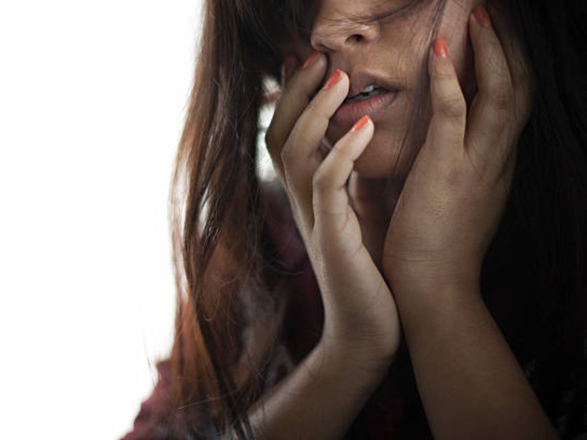 ' मी लिव-इनमध्ये राहते आणि अबॉर्शन' 19 वर्षाच्या मुलीने जे सांगितले ते ऐकून डॉक्टरांनाही बसला धक्का