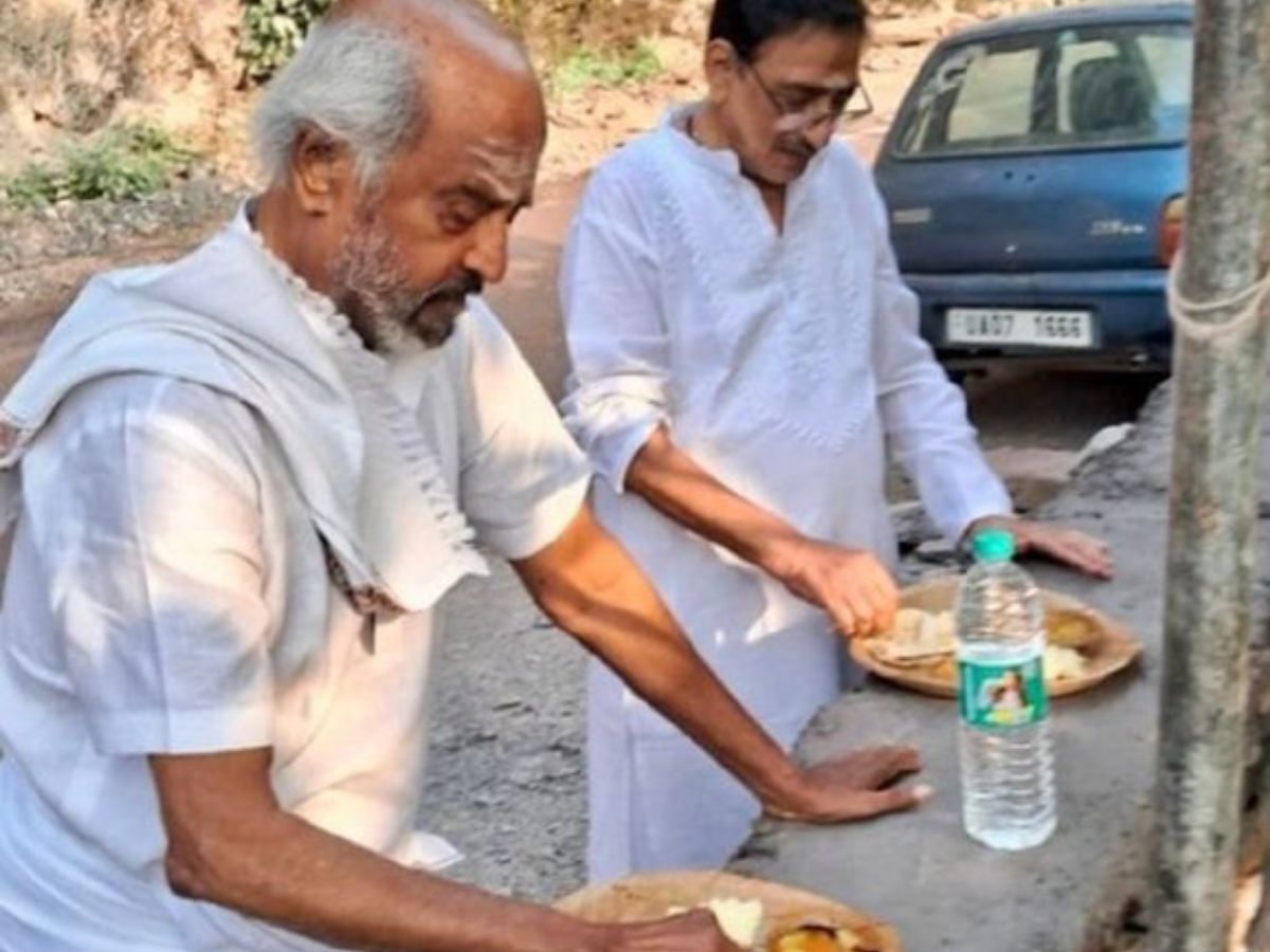 अध्यात्माच्या सान्निध्यात रजनीकांत, ऋषिकेशमधील फोटो चर्चेत, साधेपणाचे चाहत्यांकडून कौतुक अध्यात्माच्या सान्निध्यात रजनीकांत, ऋषिकेशमधील फोटो चर्चेत, साधेपणाचे चाहत्यांकडून कौतुक